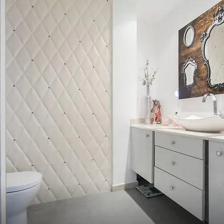 Luxury Flat In *